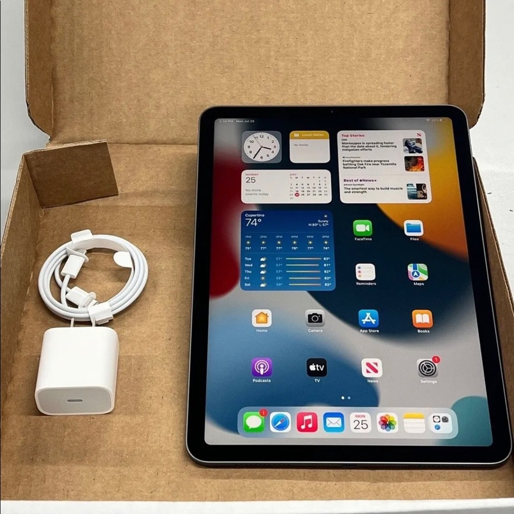 Apple iPad Air 64GB 4th Generation Wi-Fi 10.9 Inch Space Gray 
MYFM2LL/A